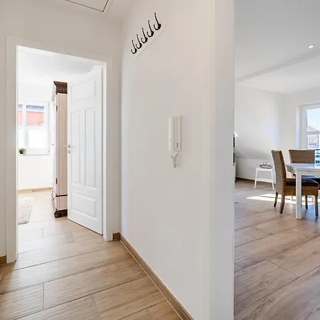 Apartment Muehlenblick 04 *