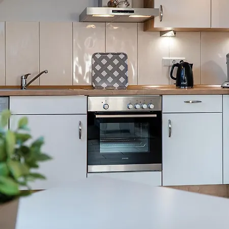 Apartment Muehlenblick 04 *