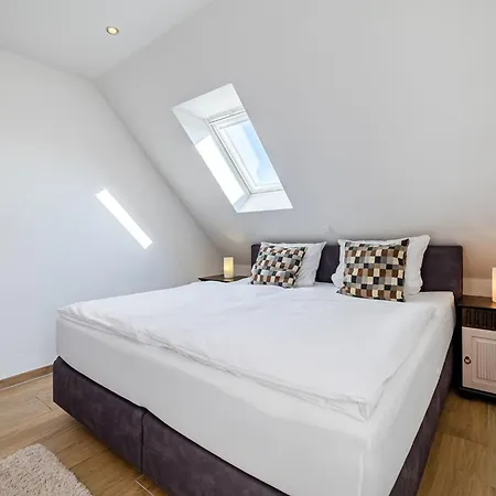 Muehlenblick 04 Apartment *